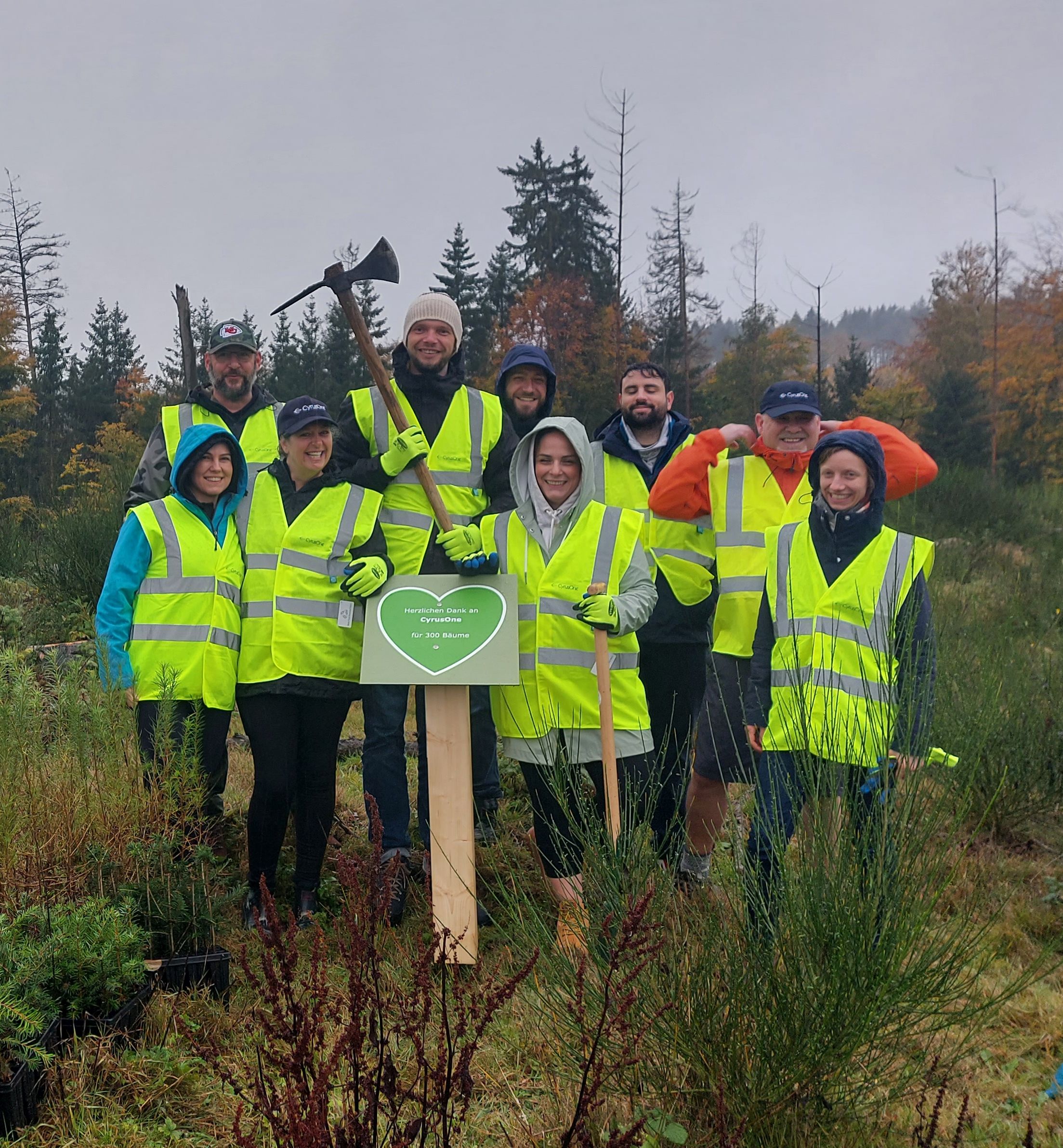 Ab in den Wald Nr. 6  – Pflanzaktion mit CyrusOne